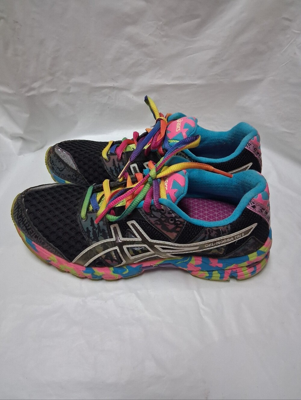 ASICS Gel-Noosa Tri 8 Women's Black Athletic Shoes with Multic Color Accents 7.5